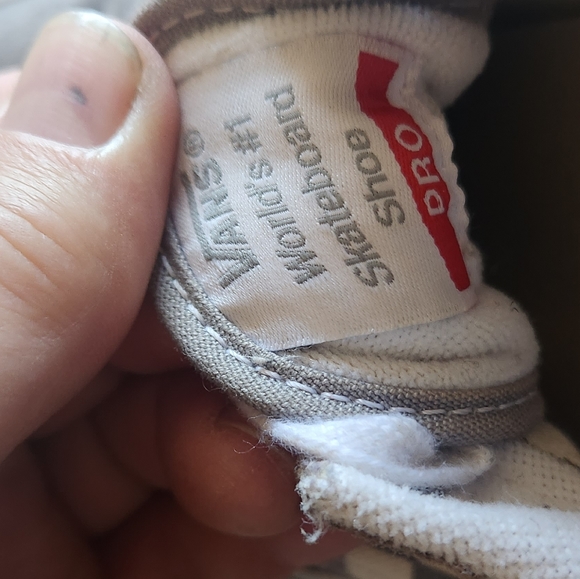 VANS SHOES - Picture 4 of 4